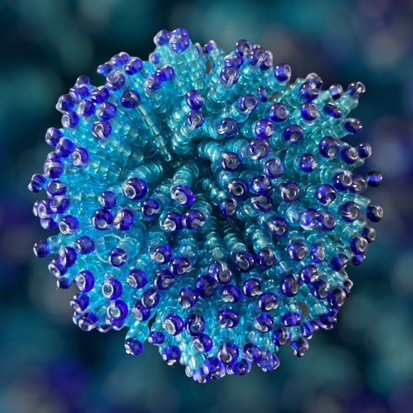 💖 Iridescent Turquoise & Purple Beaded Statement Ring 💖 - Picture 1 of 3